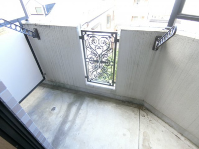 【バルコニー】 | メゾン・アッシュ・テ・ファミーユ