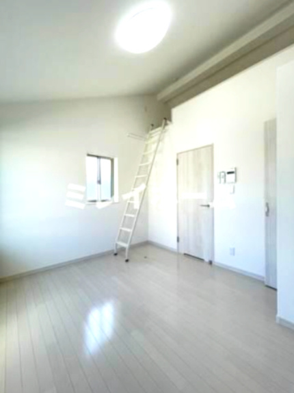 アーネスト蒲田の居間・リビング