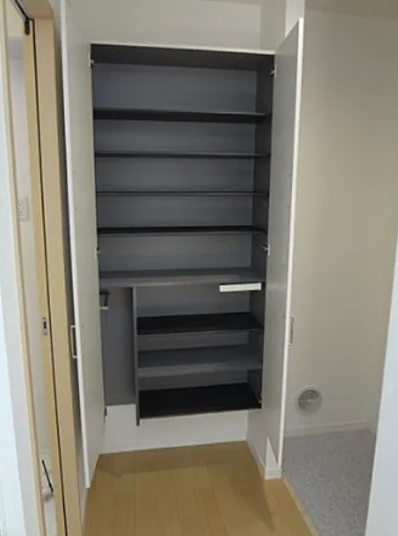 高見シャーメゾンの玄関