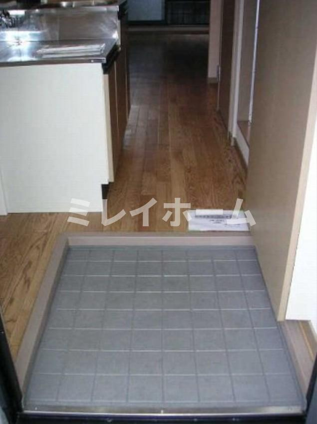 オリゾンメールの玄関