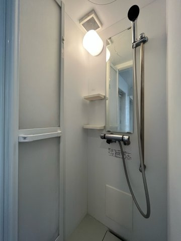 L’Atelierのシャワールーム|別号室イメージの為、現状を優先致します。