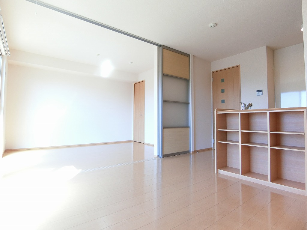 リュミエル B棟の居間・リビング