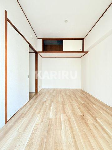 石田ビルの寝室