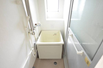 【浴室】 | ビレッジハウス寺山2号棟 | ビレッジハウスの同一物件・同一タイプの間取りの写真です