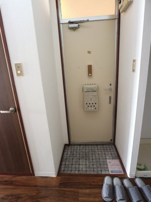 【玄関】 | コーポセレクトB | 玄関です