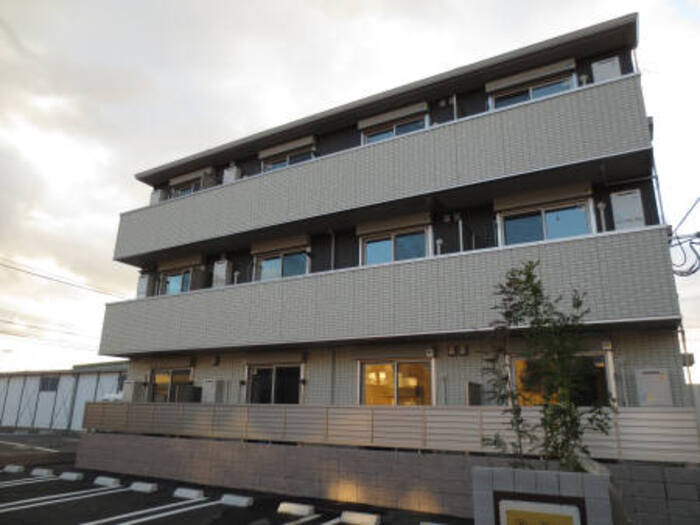 熊本市南区御幸西２丁目のアパートの外観