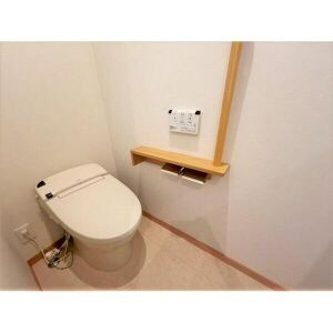 菅生3丁目戸建のトイレ