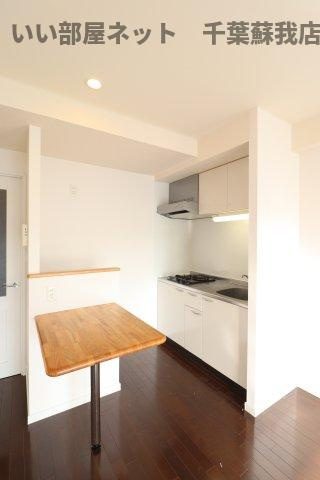 D・BOX-Ⅱのキッチン|コンパクトなキッチンで掃除もラクラク