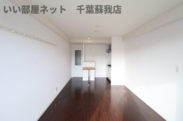 D・BOX-Ⅱの居間・リビング|ゆったりとしたリビングです