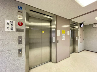 【エントランス】