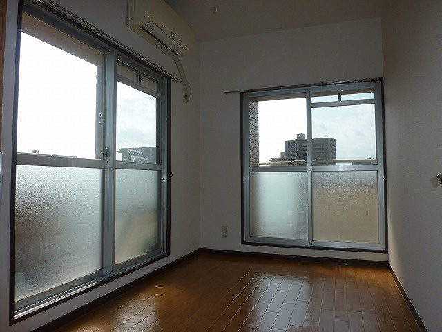 【洋室】 | グローバル宇部東新川