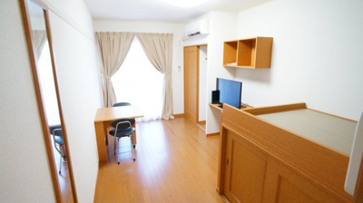 【居間・リビング】 | レオパレスいずみ | ゆったり過ごせるリビングです