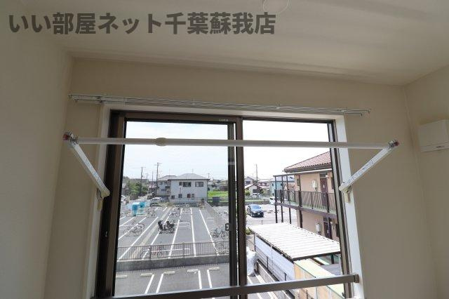 セレーノアキの内装|室内物干