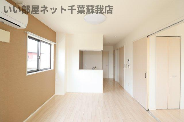 セレーノアキの居間・リビング|こちらのリビングで趣味の時間をお楽しみください