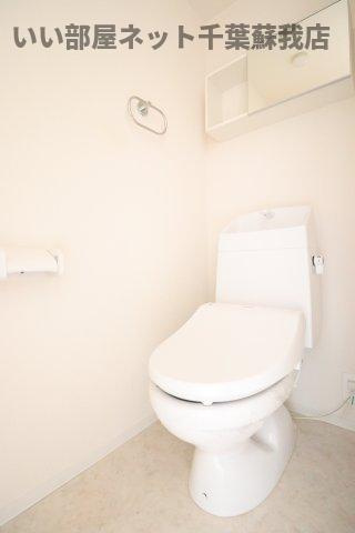 セレーノアキのトイレ|落ち着いた色調のトイレです