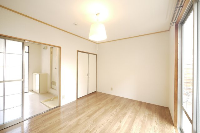 プレジール大森の洋室|※写真は別の部屋のものです。