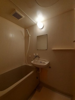 【浴室】 | グリーンシティ | 日々の疲れを癒すお風呂付です