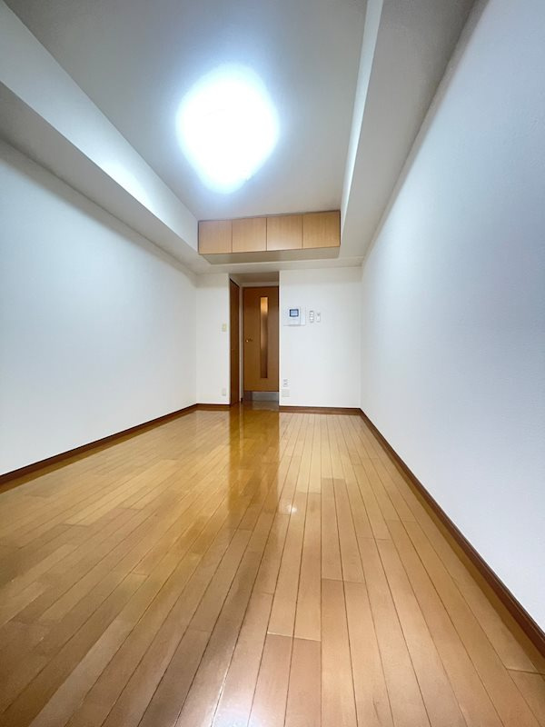 エステムコート新神戸エリタージュの居間・リビング