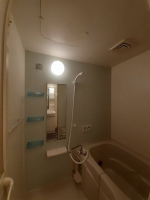 【浴室】 | エアーウエスト | コンパクトで使いやすいお風呂です