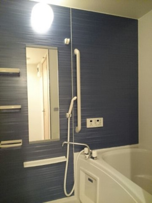 【浴室】 | パーチェ | 落ち着いた空間のお風呂です