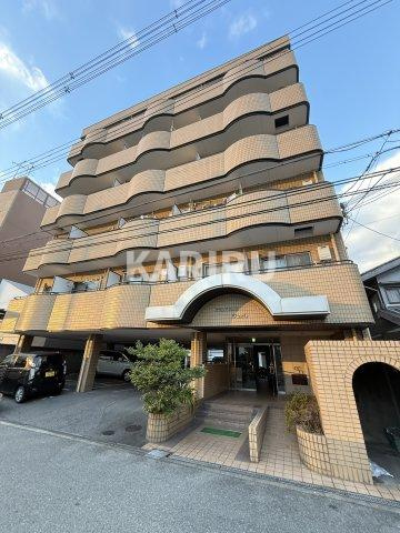 グランド・パレスジュイレーの外観