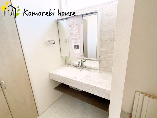 上尾市上　新築一戸建て　ブルーミングガーデン　01の独立洗面台|26.3.7撮影済み