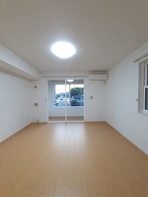 【居間・リビング】 | ウィステリアＢ | 使いやすい居間です