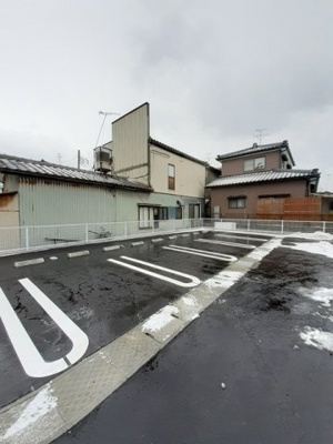 【駐車場】 | ニューライフ | 駐車スペースもあります