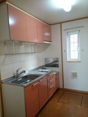 【キッチン】 | クレメントＡ | コンパクトなキッチンで掃除もラクラク