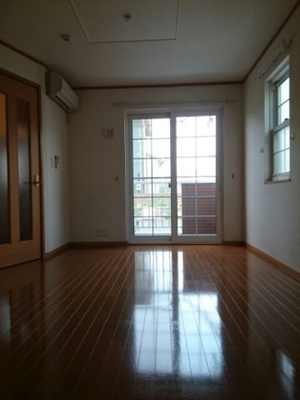 【居間・リビング】 | クレメントＡ | ゆったり過ごせるリビングです