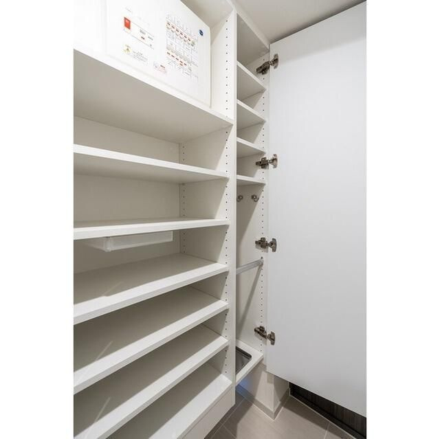 コンフォリア・リヴ東池袋のその他