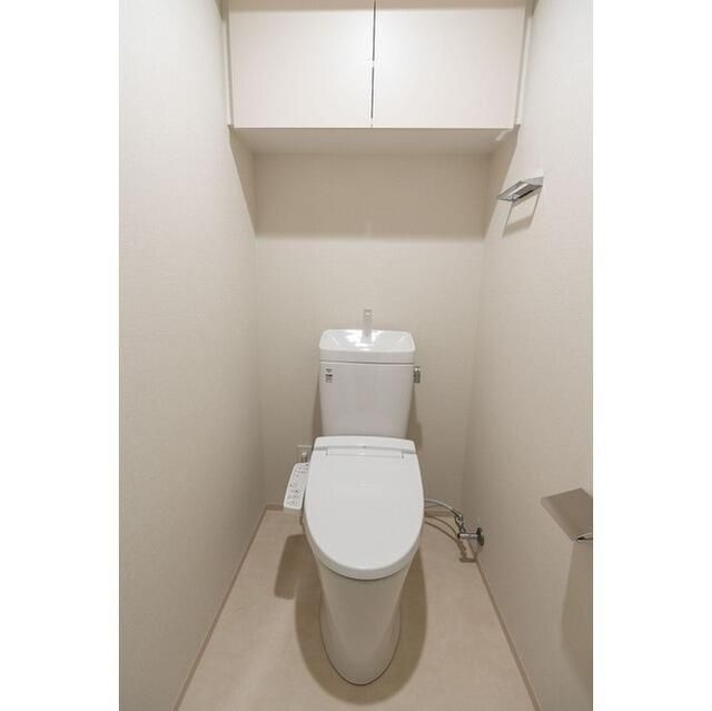 コンフォリア・リヴ東池袋のトイレ