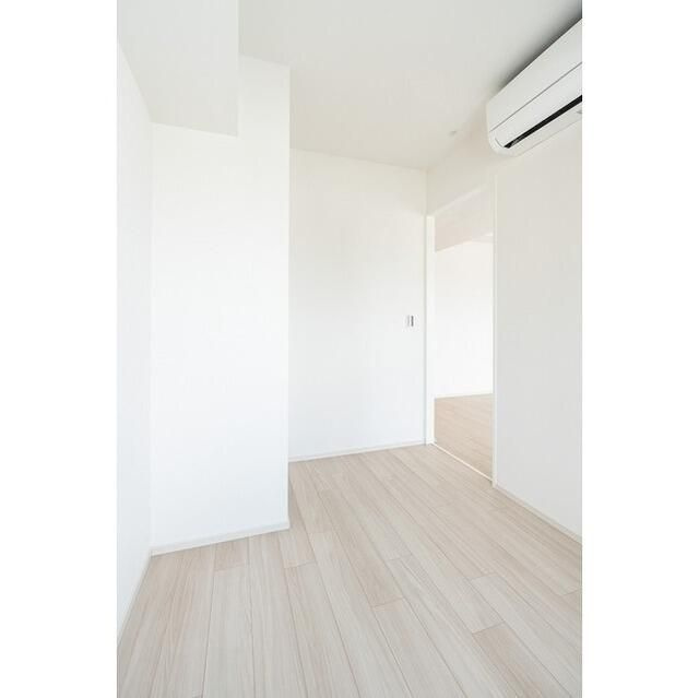 コンフォリア・リヴ東池袋の寝室