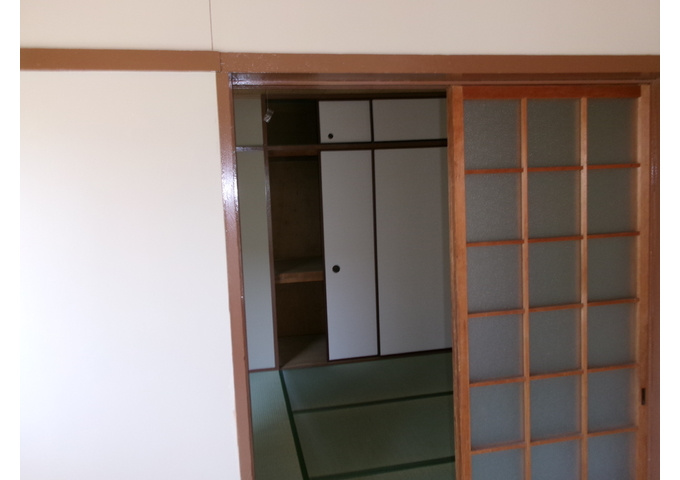 兵庫県公社　伊川谷（３）３号棟の和室|明るい和室です