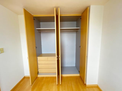 【収納】 | ルミナスヴィラｆ | 洋室収納