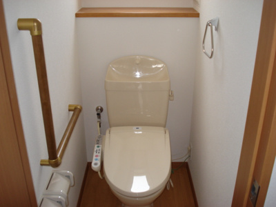 【トイレ】 | ピースフル | シャワー付トイレ