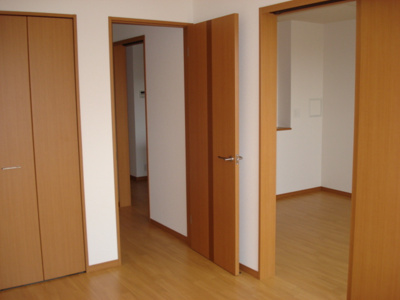 【内装】 | ピースフル | 洋室