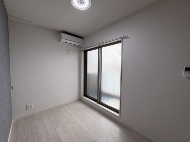 DEAR KINDAI ( 近畿大学 一人暮らし )の洋室