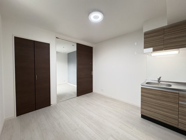 DEAR KINDAI ( 近畿大学 一人暮らし )の居間・リビング