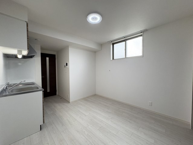 DEAR KINDAI ( 近畿大学 一人暮らし )の居間・リビング