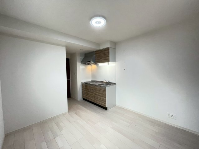 DEAR KINDAI ( 近畿大学 一人暮らし )の居間・リビング