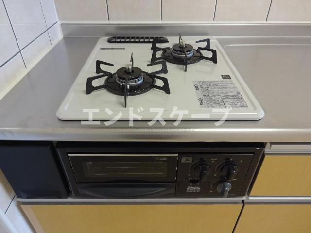 ＣＡＬＭＬＹ（カームリィ）のキッチン|グリル付二口コンロ
高崎、前橋のお部屋探しはエンドスケープまで！お客様の理想お聞かせ下さい♪