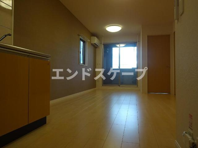 ＣＡＬＭＬＹ（カームリィ）の居間・リビング|リビング（北側から）
高崎、前橋のお部屋探しはエンドスケープまで！お客様の理想お聞かせ下さい♪