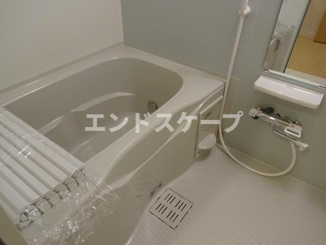 ＣＡＬＭＬＹ（カームリィ）の浴室|バス
高崎、前橋のお部屋探しはエンドスケープまで！お客様の理想お聞かせ下さい♪