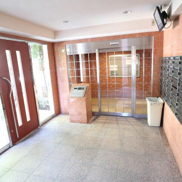 小石川ガーデンハウスのロビー