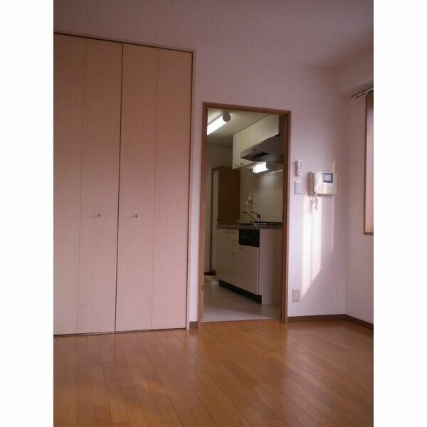 小石川ガーデンハウスの居間・リビング