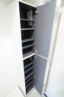 FERIO三ツ沢の玄関