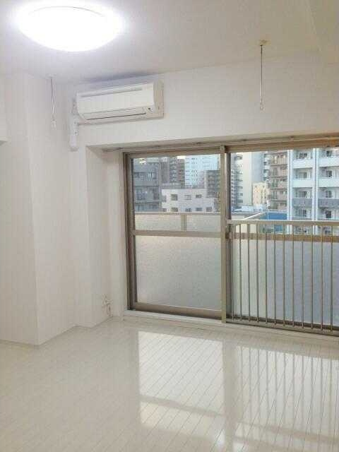 プレール・ドゥーク東京ＥＡＳＴⅤの居間・リビング