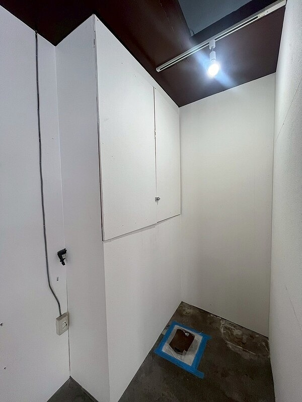 大阪市浪速区日本橋４丁目の店舗事務所の内装