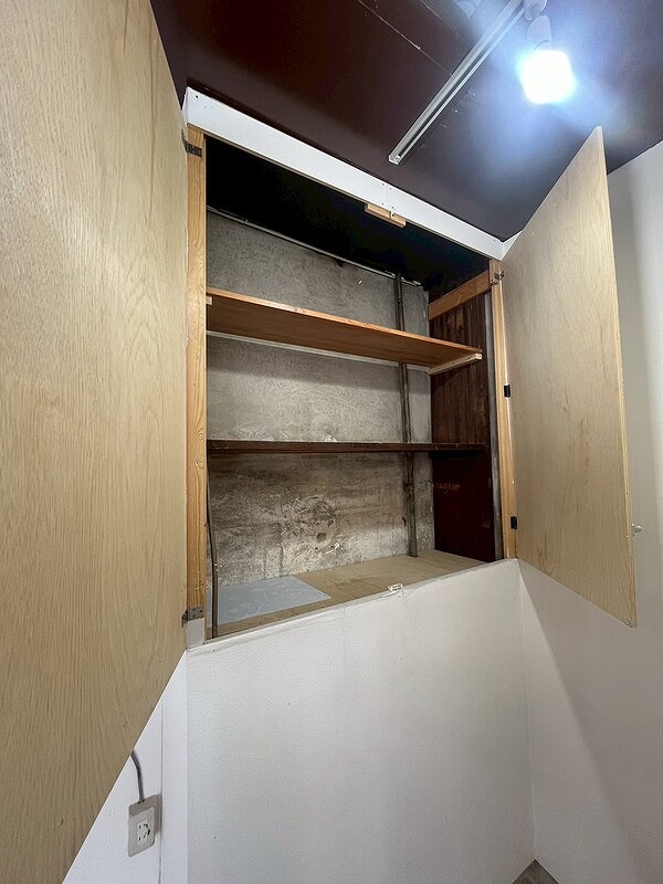 大阪市浪速区日本橋４丁目の店舗事務所の内装